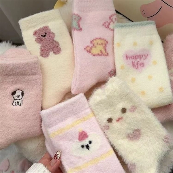 Cozy Fuzzy Winter Sleep Socks for Women – Soft Plush Pink Cute Cartoon Thick Warm Home Socks